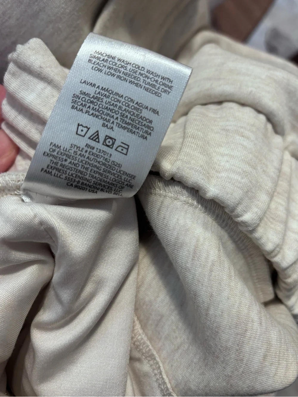 EXPRESS Cargo Joggers in Light Cream Heather NWOT sweatpants loungewear Unisex